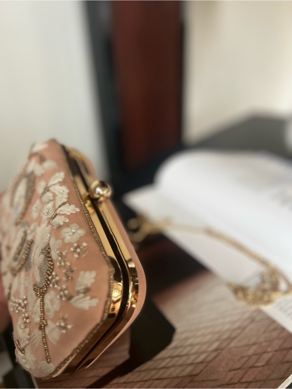 Jewel Elegant Pink Beaded Floral Evening Clutch - Gold Hardware